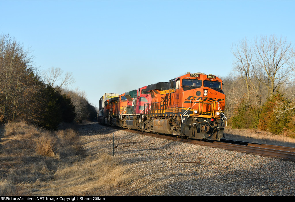 BNSF 8000